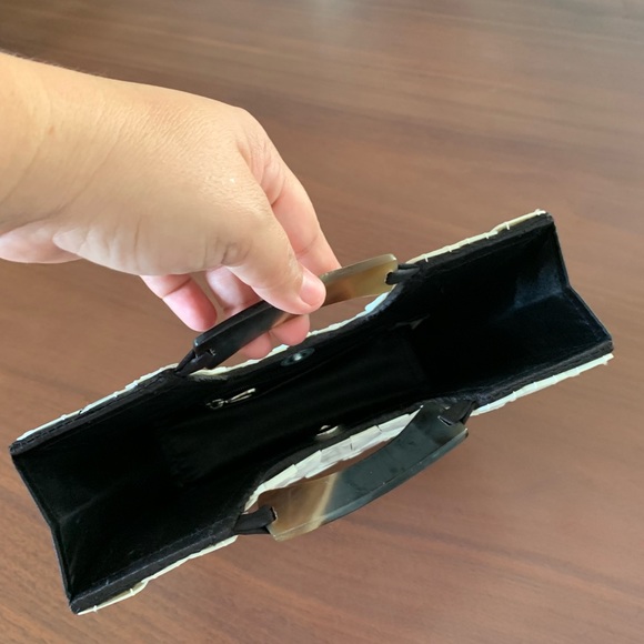 Cocktail purse - Artisan handmade with shells. - Picture 6 of 6